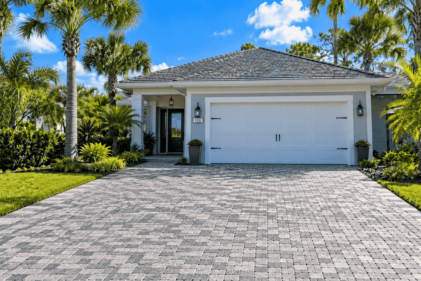 Resealed paver driveway in Yulee, Florida